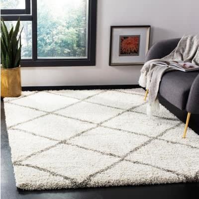 http://hogfurniture.com.ng/cdn/shop/products/thomasville-allure-shaq-cream-rug-5ft3in-7ft5in-30475019452608.jpg?v=1630058103