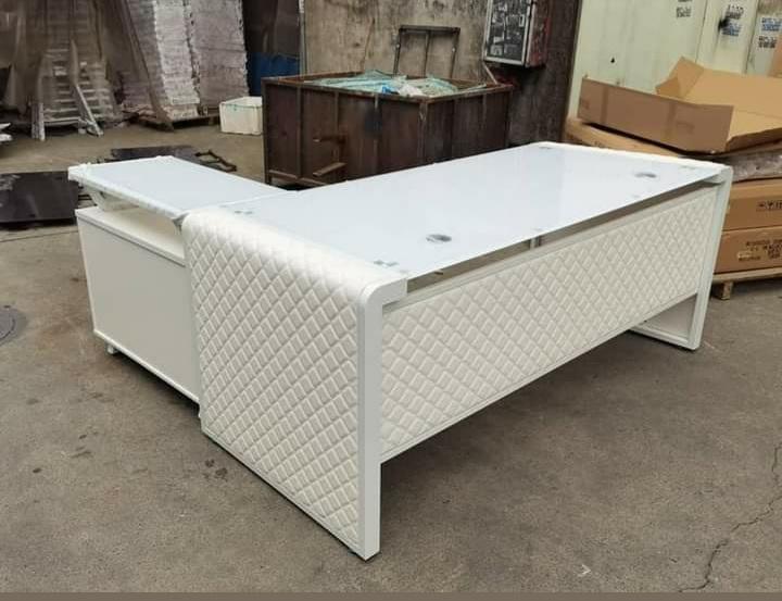 1.8 Metre Glass Top Office Desk-White Home Office Garden | HOG-HomeOfficeGarden | HOG-Home.Office.Garden