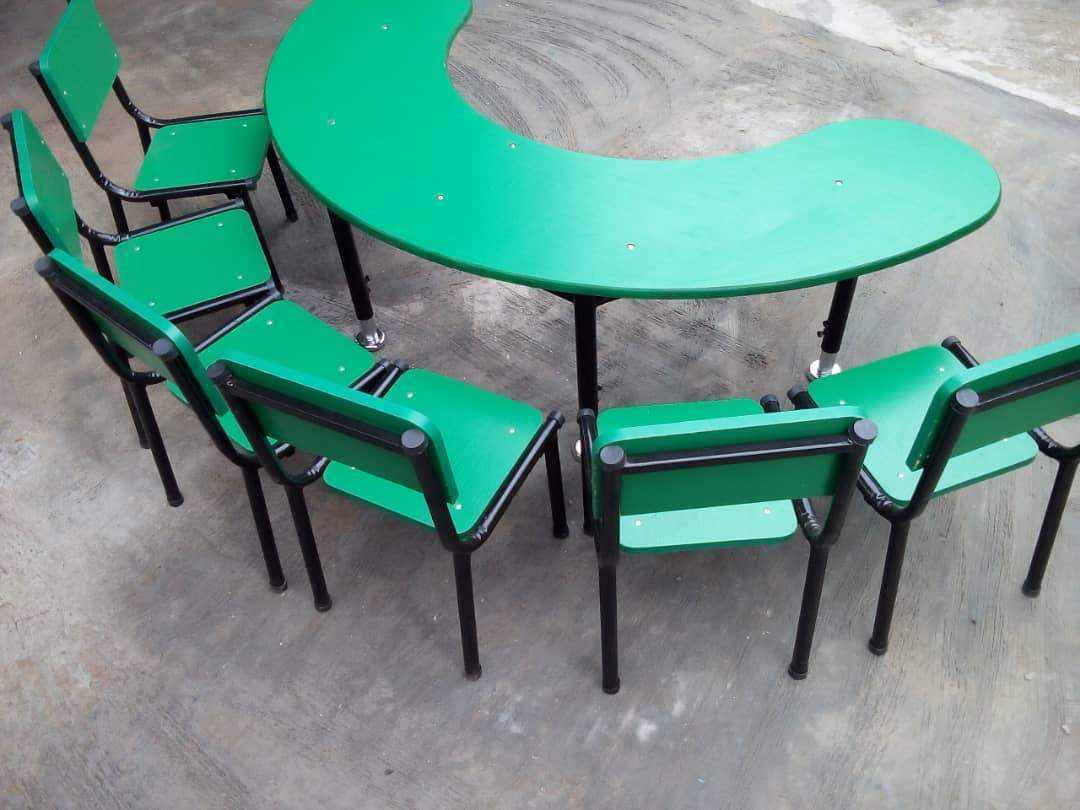 6-Seat kidney activity table with adjustable legs-TRN 19 Home Office Garden | HOG-HomeOfficeGarden | online marketplace
