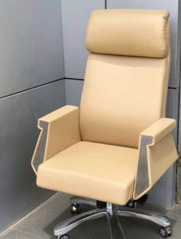 Cream Executive Leather Chair