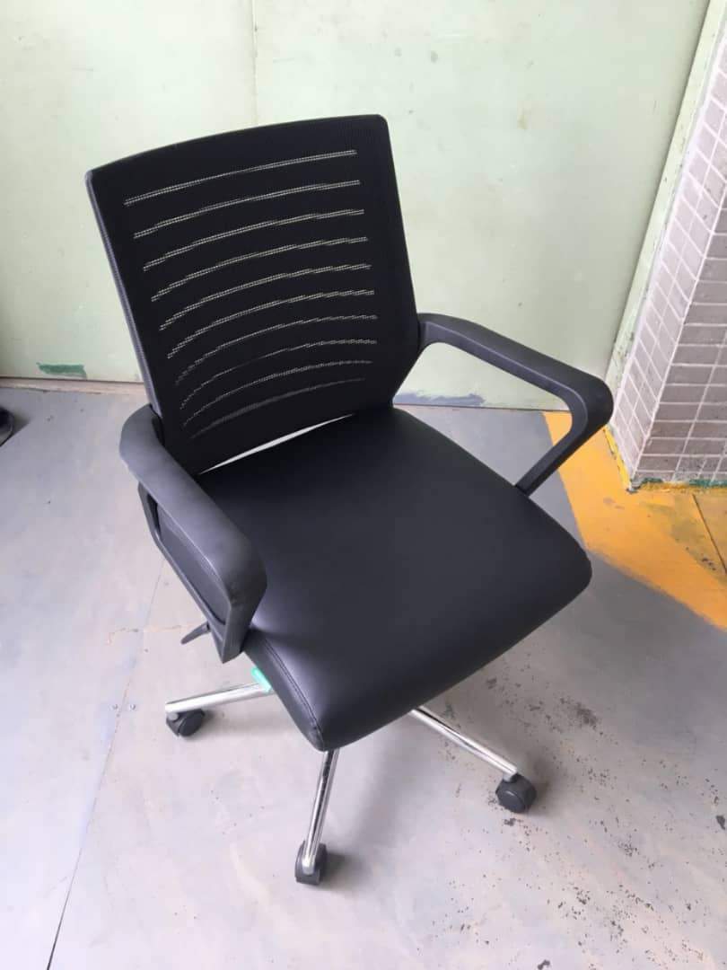 Ergonomic Mesh Leather Seat Task Chair