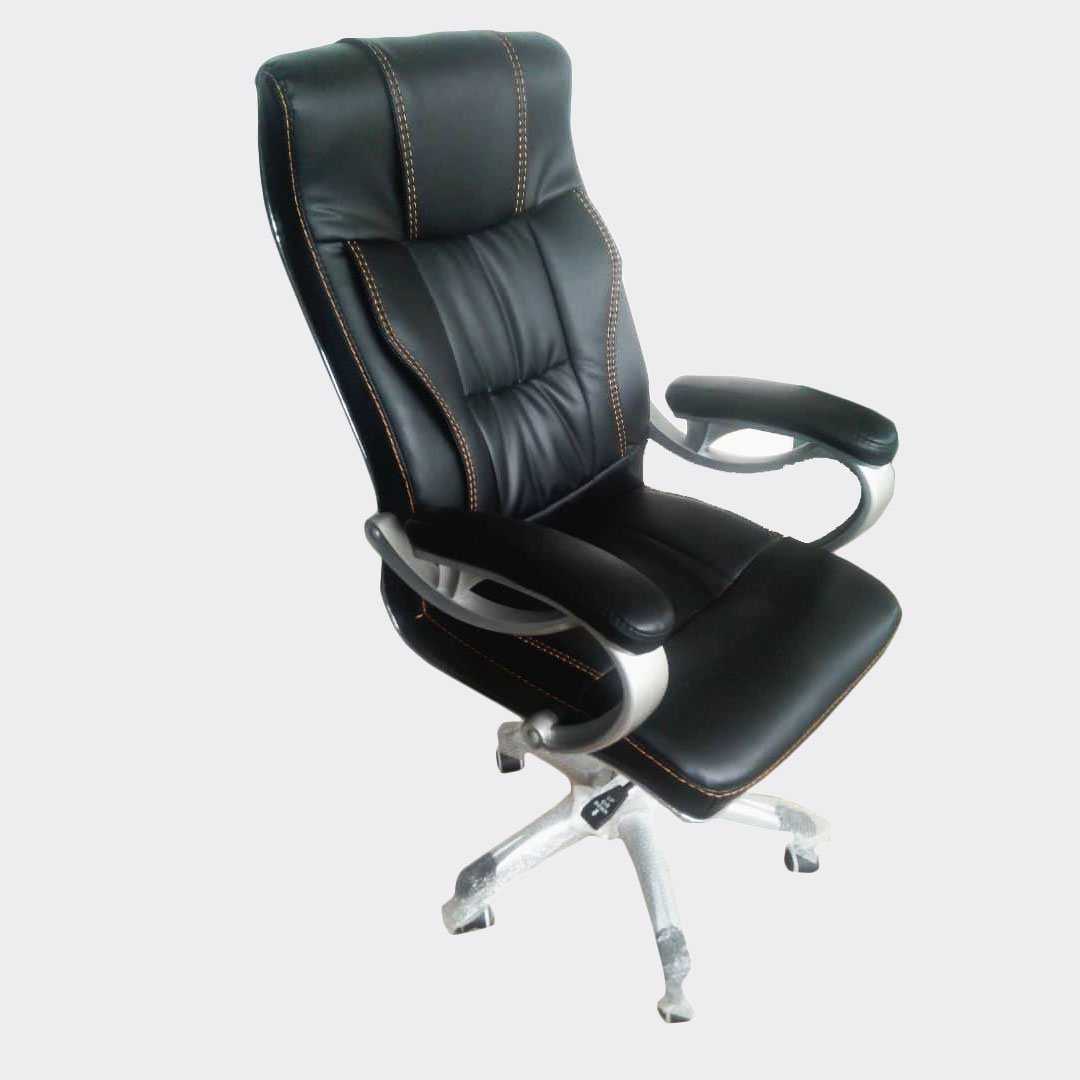 Leather Swivel Chair -UG002