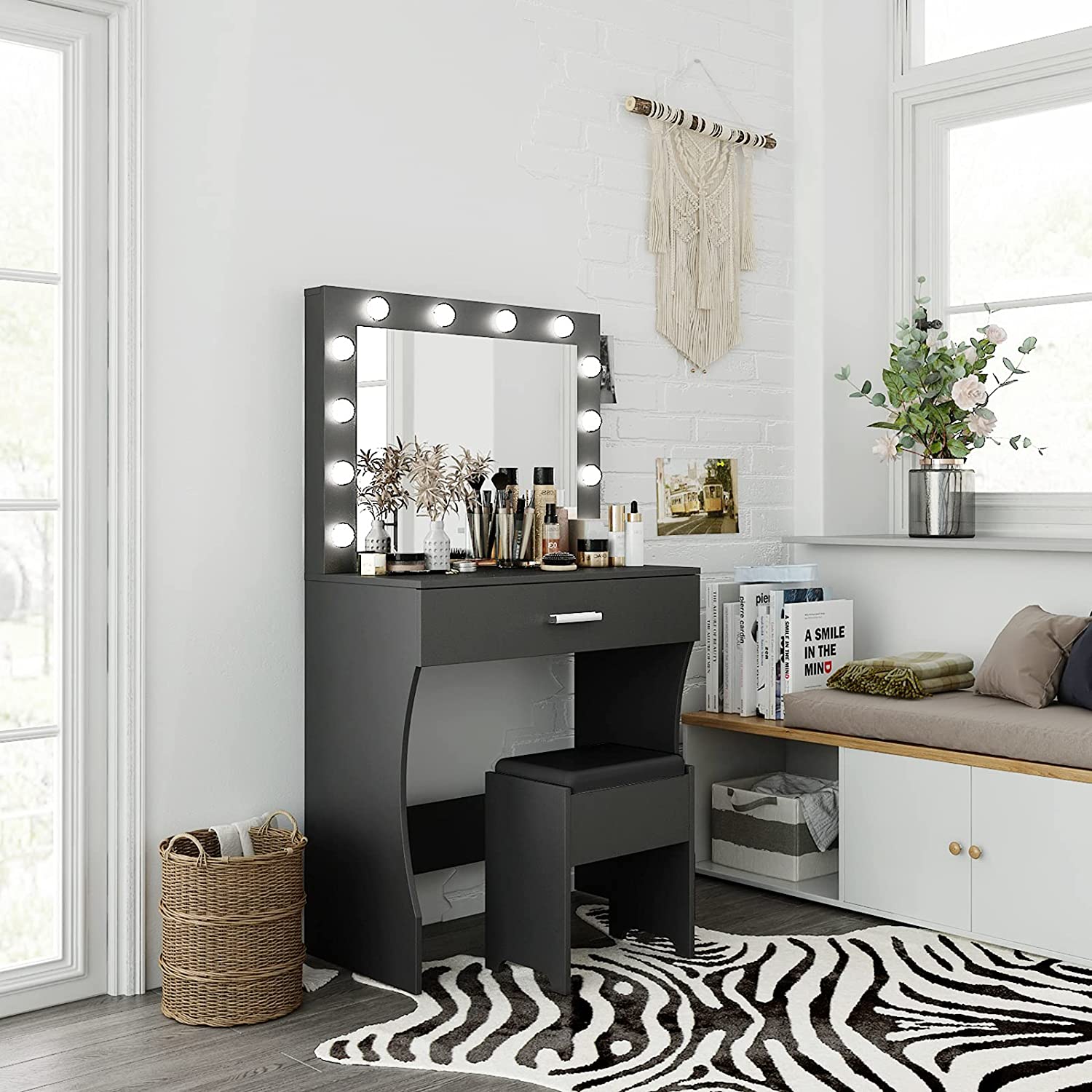 Vanity Table Set with Lighted Mirror Home Office Garden | HOG-HomeOfficeGarden | online marketplace